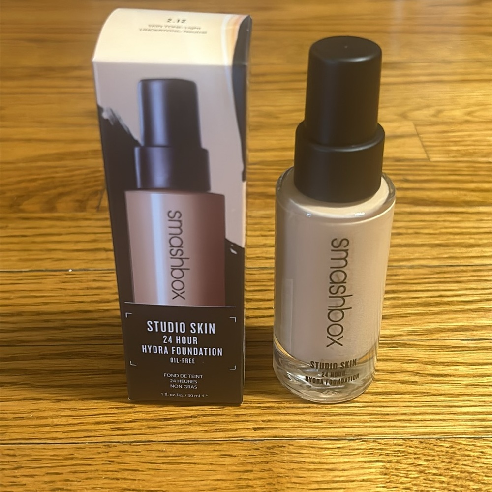 Brand New Smashbox Studio Skin Foundation